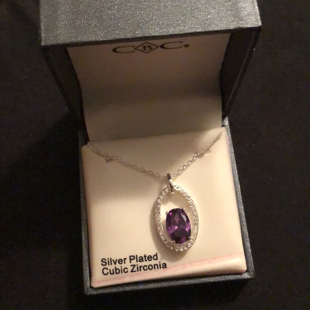 Costume necklace